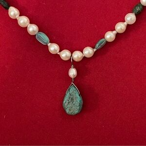 Vintage Pearl and Natural Turquoise Necklace.